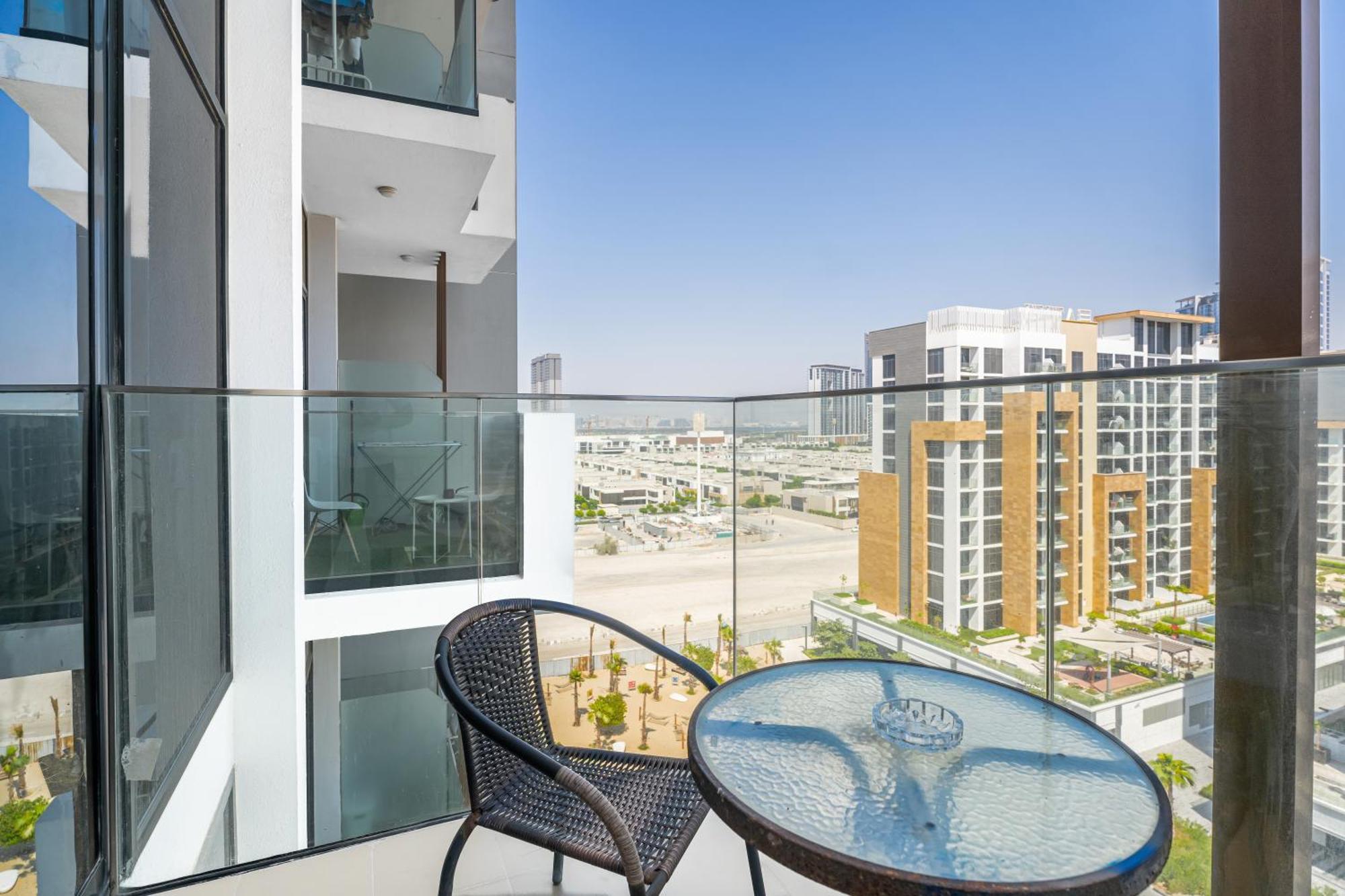 Escape24 Stylish Studio Azizi Riviera 8 Meydan One Dubai Exterior foto